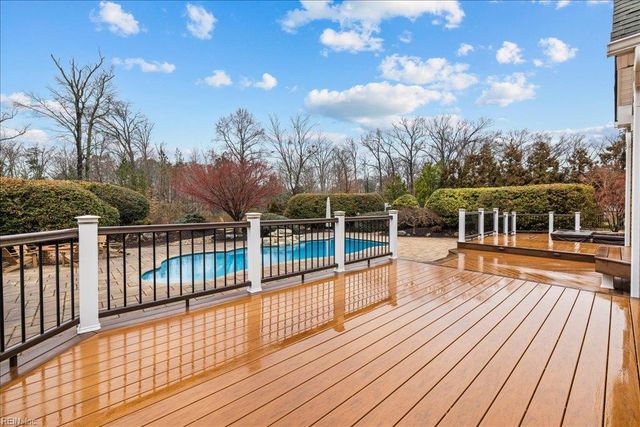 19655 Battery Park RD, Smithfield, VA 23430