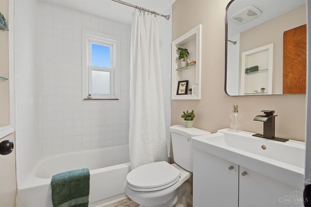 2479 Hudson Avenue, Norwood, OH 45212