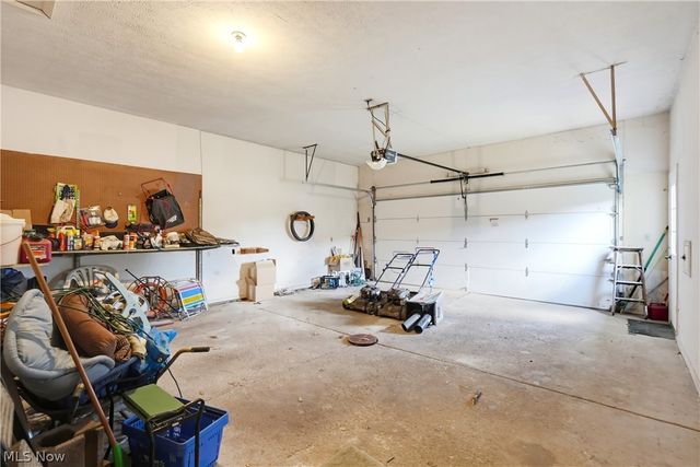 1780 E Parkhaven Drive, Seven Hills, OH 44131