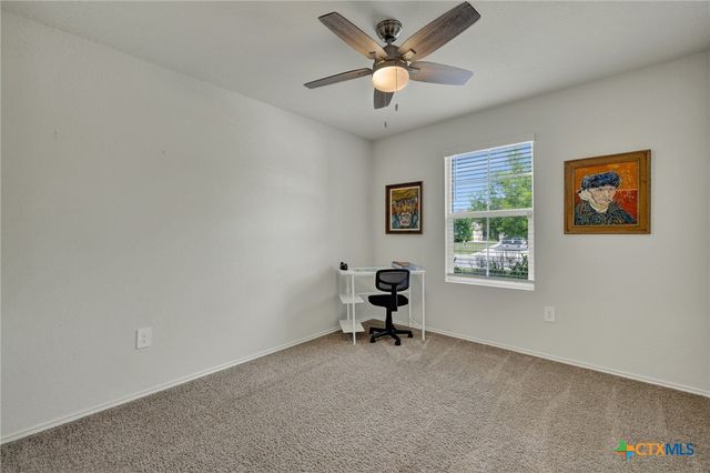 809 Nodding Nixie, Seguin, TX 78155