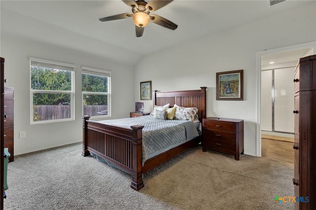 809 Nodding Nixie, Seguin, TX 78155