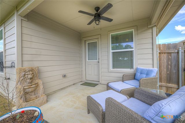 809 Nodding Nixie, Seguin, TX 78155