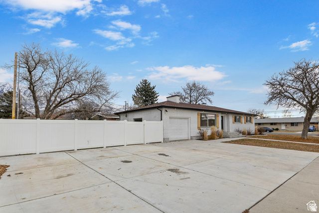 512 N 100 E, Orem, UT 84057