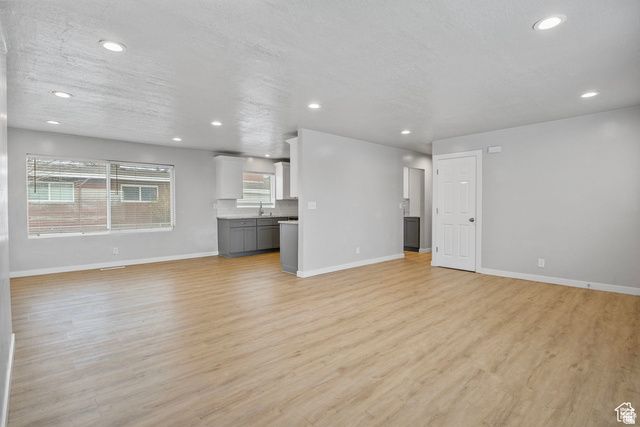 512 N 100 E, Orem, UT 84057