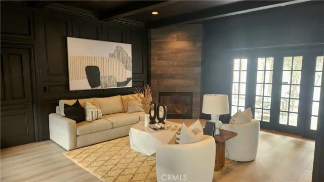 501 Aliso Ave., Newport Beach, CA 92663