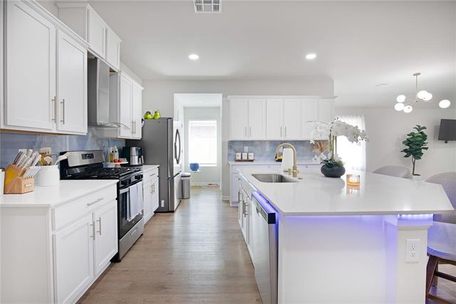 10204 NW 28th Street, Yukon, OK 73099