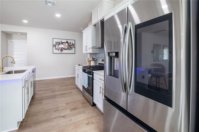 10204 NW 28th Street, Yukon, OK 73099
