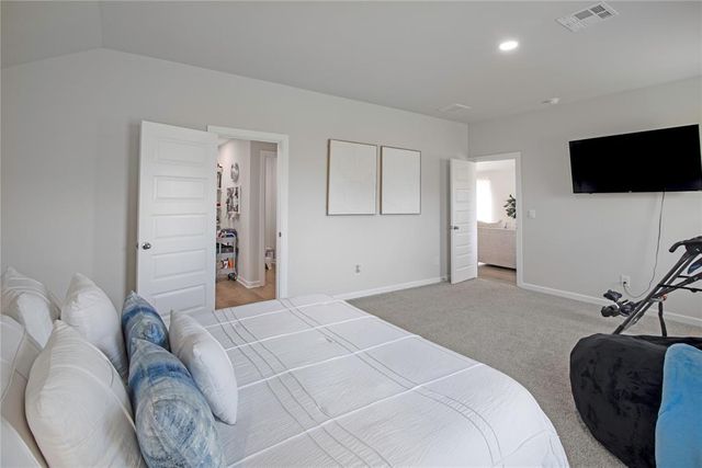 10204 NW 28th Street, Yukon, OK 73099