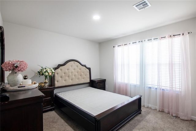 10204 NW 28th Street, Yukon, OK 73099