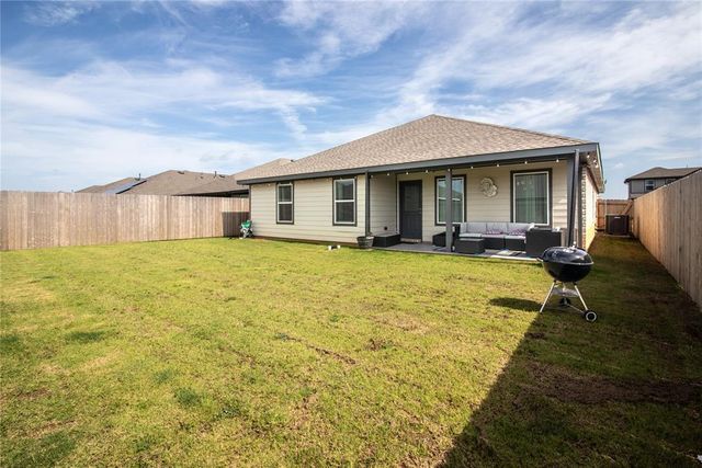 10204 NW 28th Street, Yukon, OK 73099