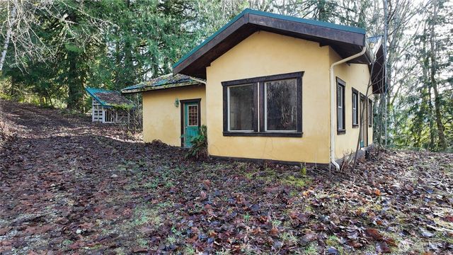 46824 Everett Lake Rd, Concrete, WA 98237