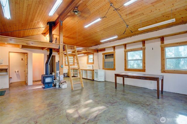 46824 Everett Lake Rd, Concrete, WA 98237