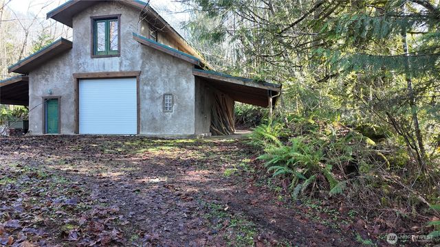 46824 Everett Lake Rd, Concrete, WA 98237