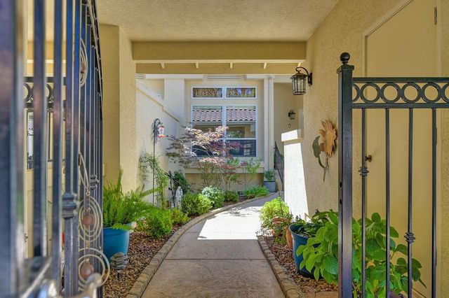 6504 Chesbro Cir, Rancho Murieta, CA 95683