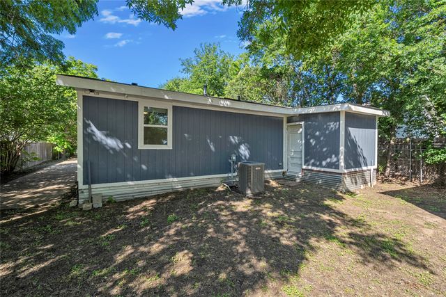2816 S 3rd Street, Waco, TX 76706
