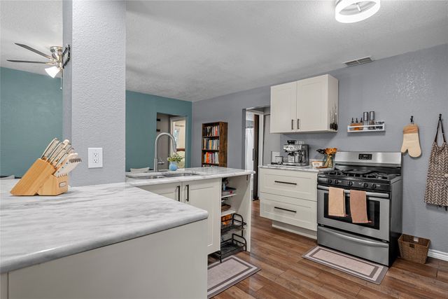 2816 S 3rd Street, Waco, TX 76706