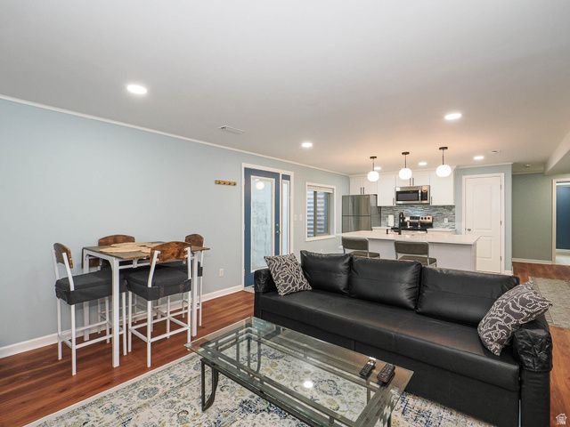 9324 S WISTERIA WAY, West Jordan, UT 84081