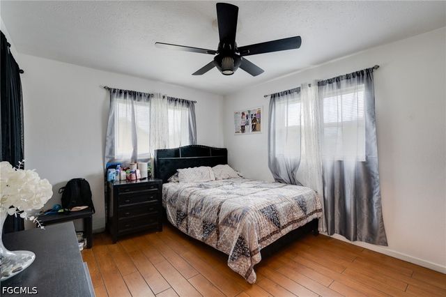 102 Oleander RD, Lehigh Acres, FL 33936