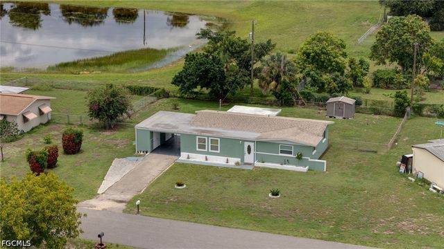 102 Oleander RD, Lehigh Acres, FL 33936