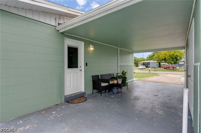 102 Oleander RD, Lehigh Acres, FL 33936