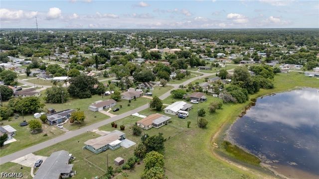 102 Oleander RD, Lehigh Acres, FL 33936