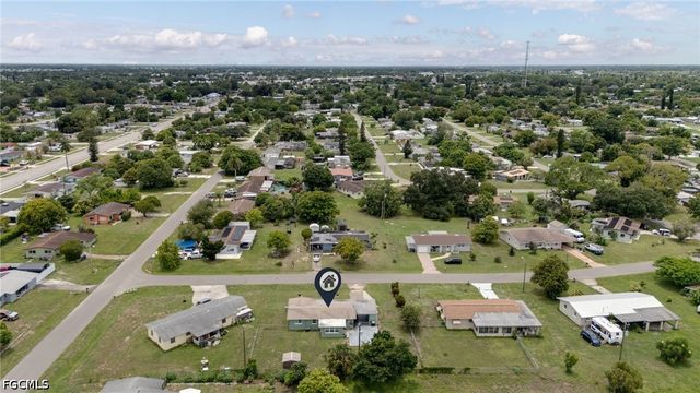 102 Oleander RD, Lehigh Acres, FL 33936