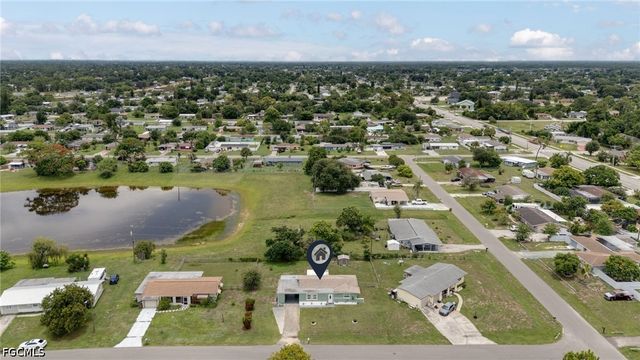 102 Oleander RD, Lehigh Acres, FL 33936