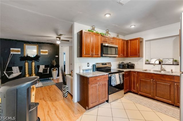 102 Oleander RD, Lehigh Acres, FL 33936