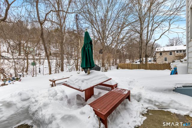 122 Derby Avenue, Seymour, CT 06483