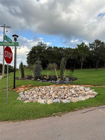 7912 Cypress Forest Circle, Oklahoma City, OK 73150