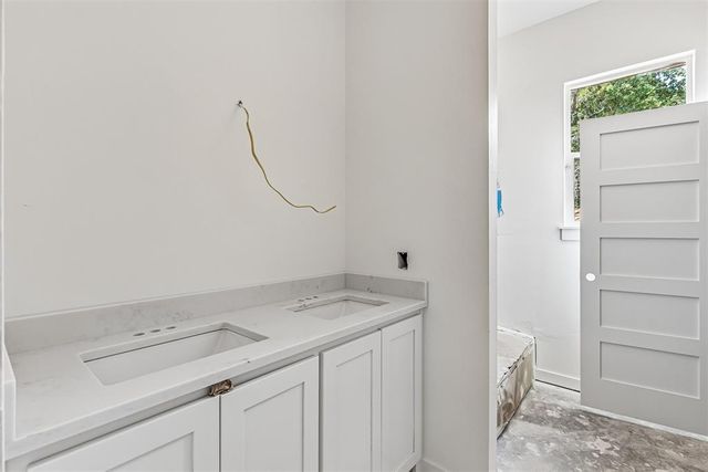 7912 Cypress Forest Circle, Oklahoma City, OK 73150