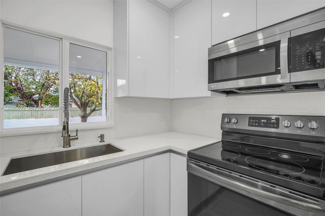 4112 SW 9th Ter, Miami, FL 33134