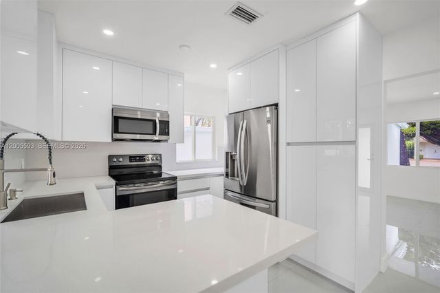 4112 SW 9th Ter, Miami, FL 33134