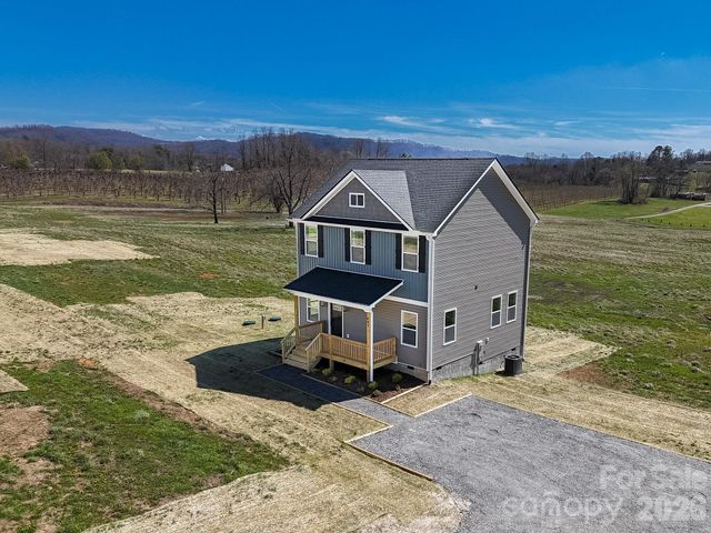 497 Waters Road, Hendersonville, NC 28792