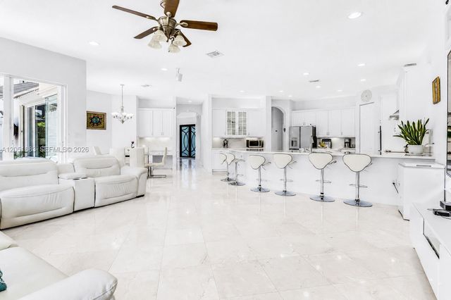 4918 SW 195th Ter, Miramar, FL 33029