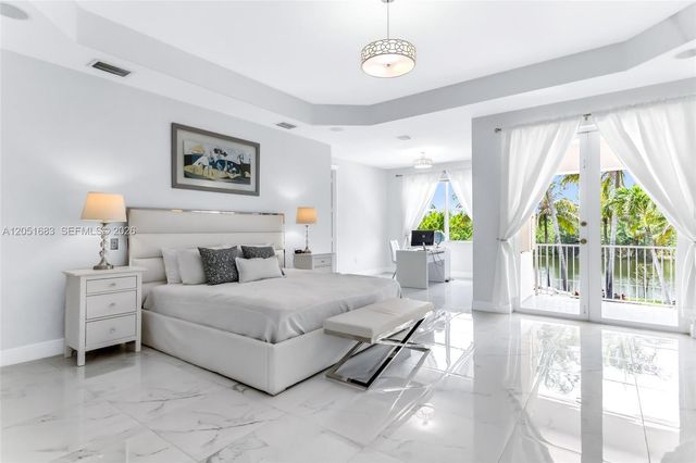 4918 SW 195th Ter, Miramar, FL 33029