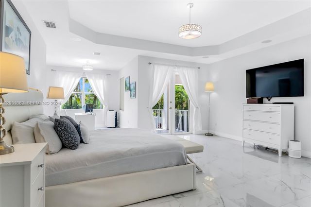 4918 SW 195th Ter, Miramar, FL 33029