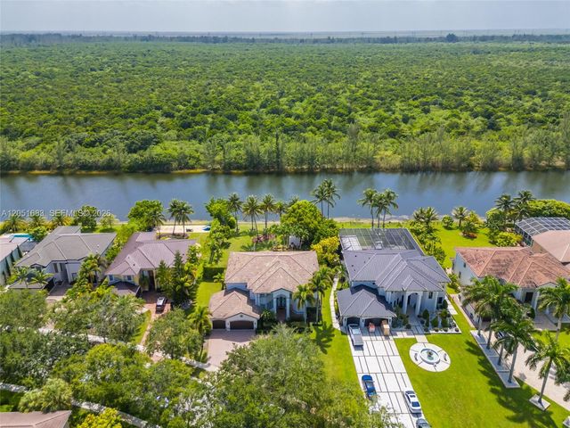4918 SW 195th Ter, Miramar, FL 33029