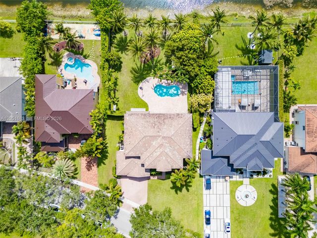 4918 SW 195th Ter, Miramar, FL 33029