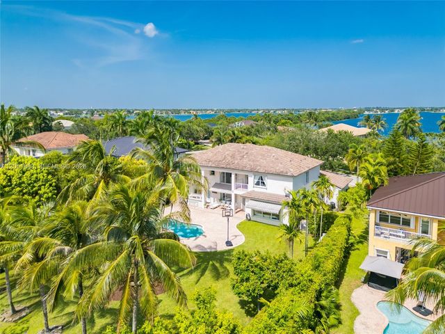 4918 SW 195th Ter, Miramar, FL 33029