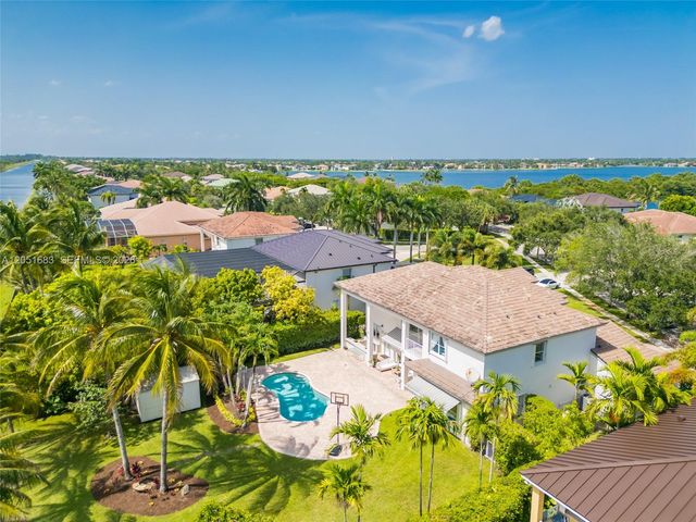 4918 SW 195th Ter, Miramar, FL 33029