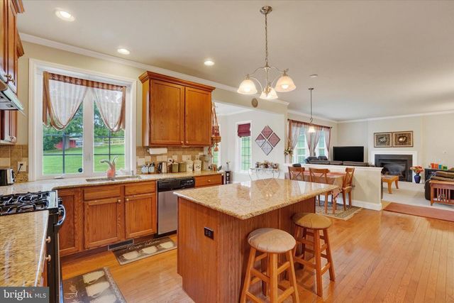 2082 WESTBURY CT, Red Lion, PA 17356