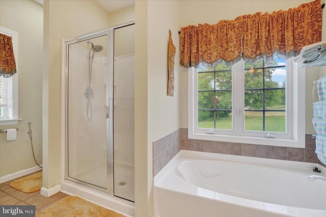 2082 WESTBURY CT, Red Lion, PA 17356