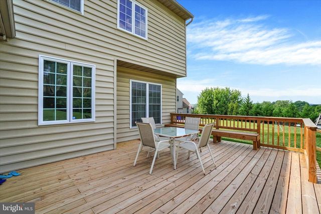 2082 WESTBURY CT, Red Lion, PA 17356