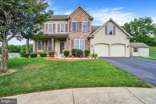 2082 WESTBURY CT, Red Lion, PA 17356