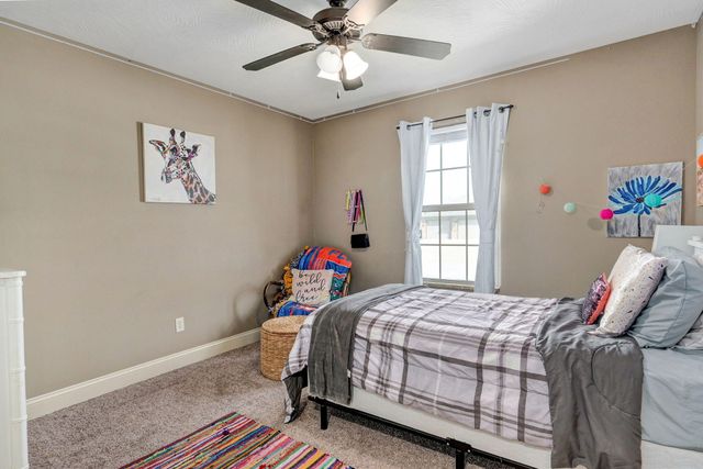 1347 S Strasbourg Avenue, Springfield, MO 65802