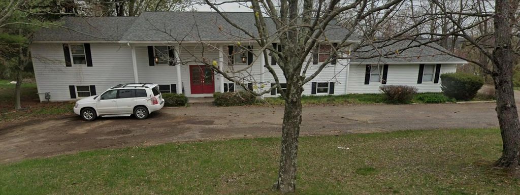 1321 S Westwood Drive, Zanesville, OH 43701