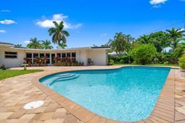 1705 NE 26TH Avenue, Fort Lauderdale, FL 33305