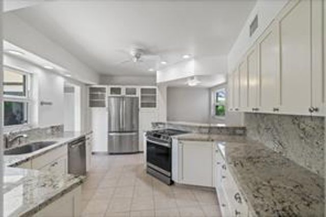 1705 NE 26TH Avenue, Fort Lauderdale, FL 33305