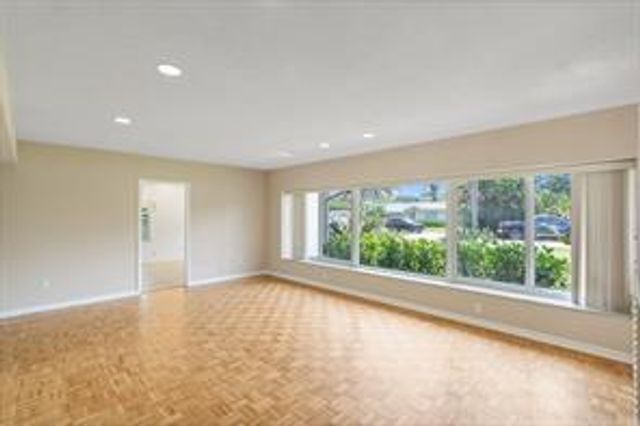 1705 NE 26TH Avenue, Fort Lauderdale, FL 33305